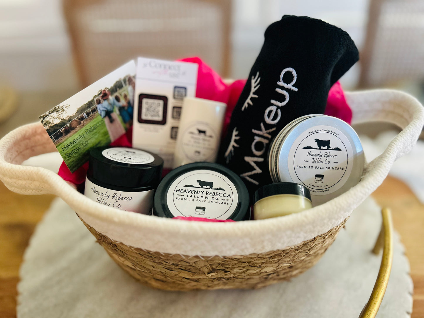 Gift Basket (birthdays, celebrations) shipping available